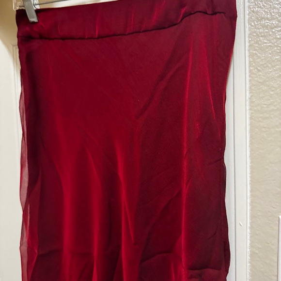 Carmen Marc Valvo 100% SILK VINTAGE Deep Red Midi Skirt - Picture 4 of 8